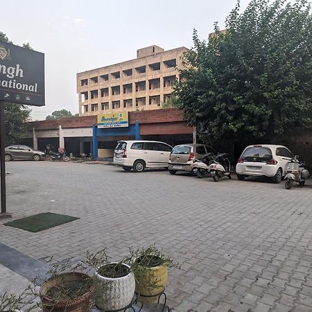 Hotel Singh International, Amritsar Exterior foto