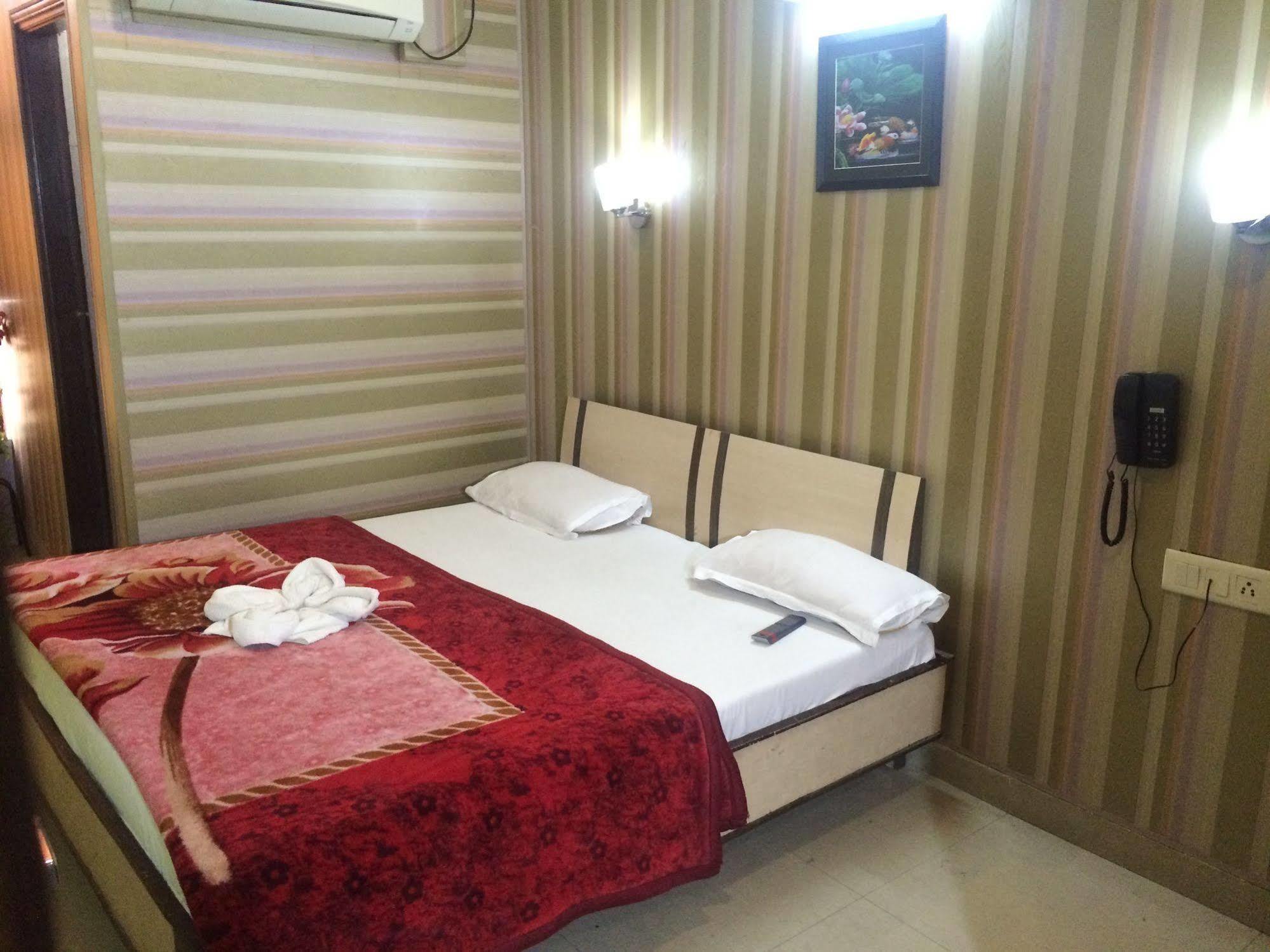 Hotel Singh International, Amritsar Exterior foto